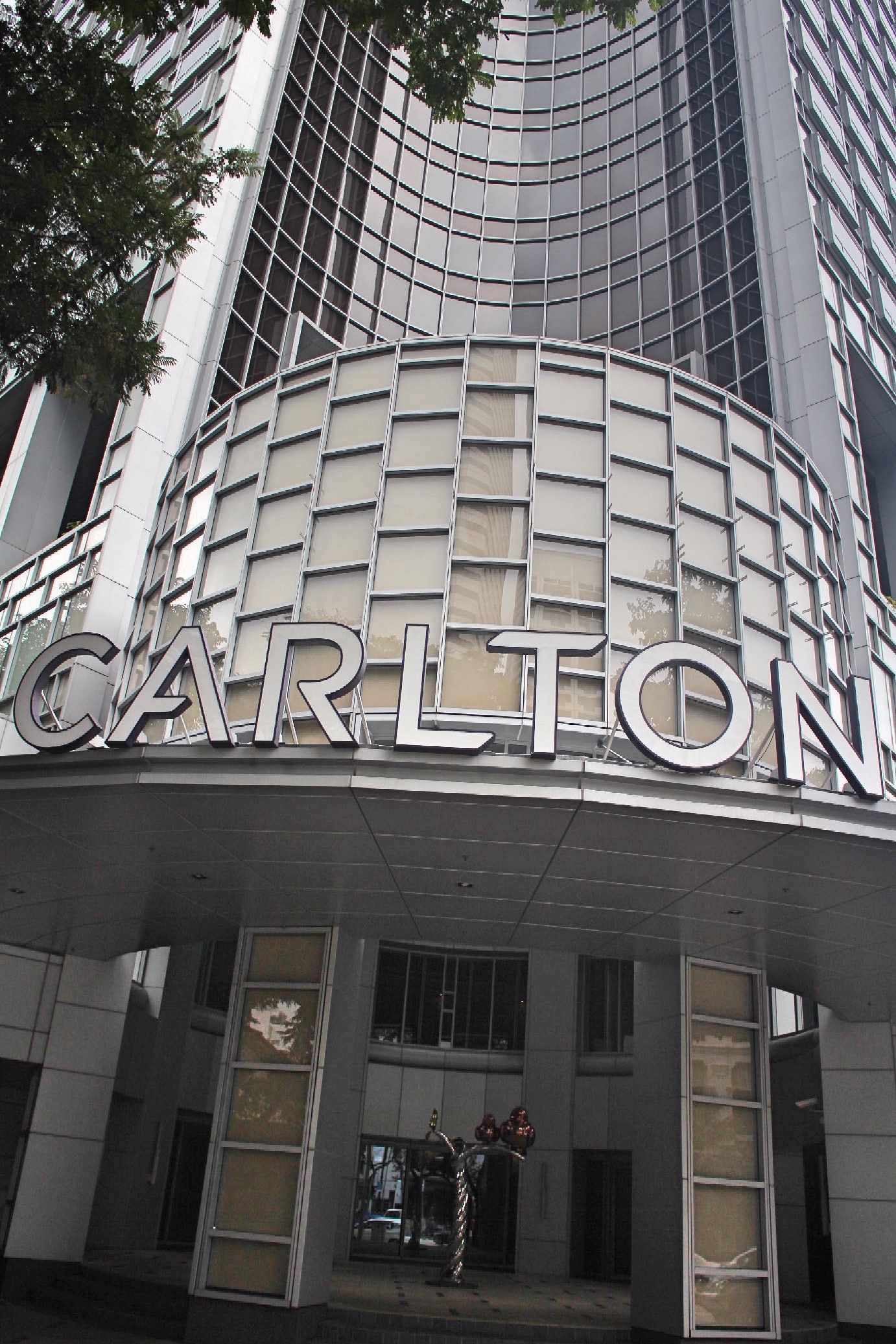1-outlsideSingapore_Carlton_hotel_5star17.jpg