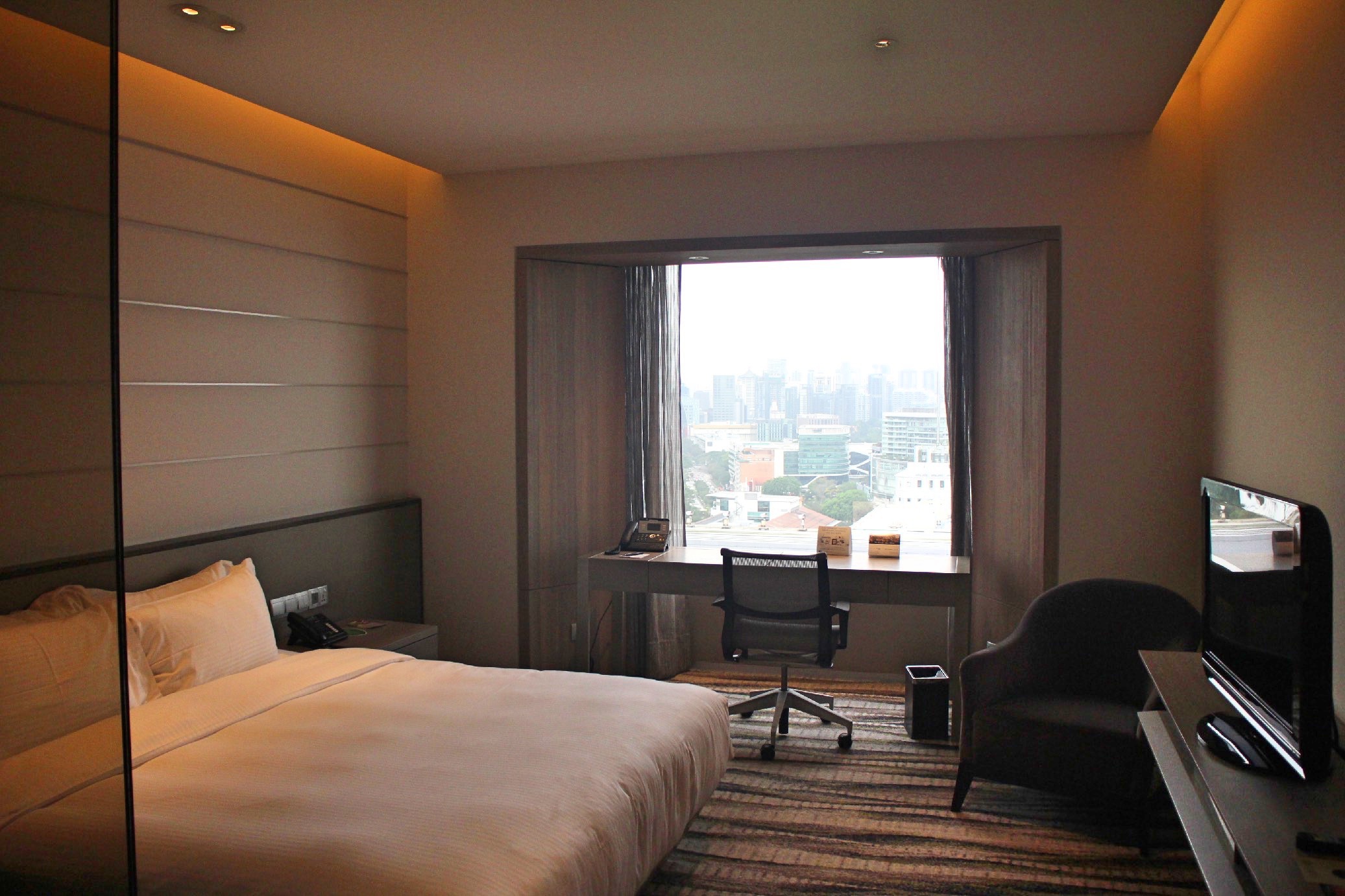 6-inroom1 Singapore_Carlton_hotel_5star1.jpg