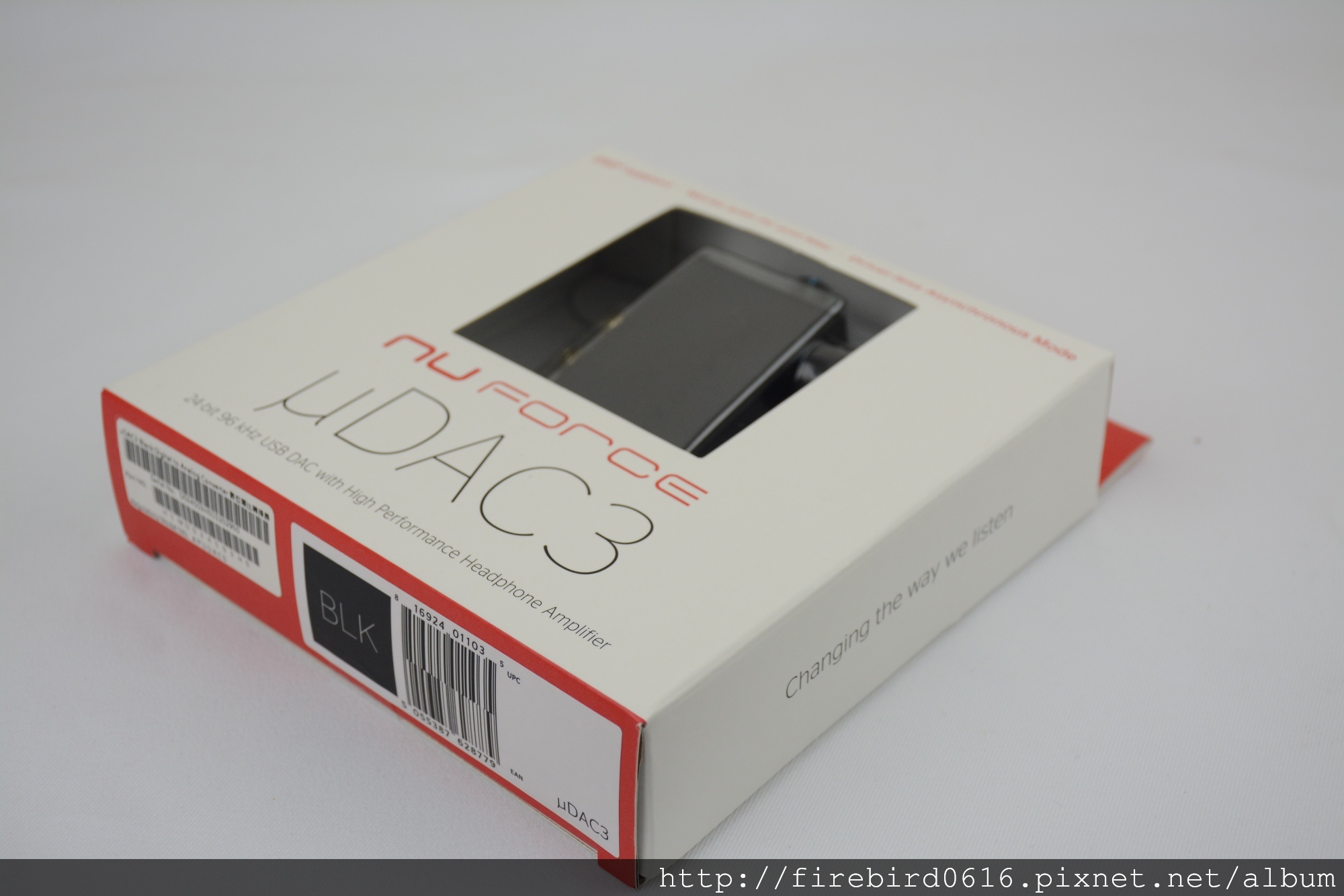 2-1Optoma_Nuforce_uDAC3_NE750M_Earphone3.jpg