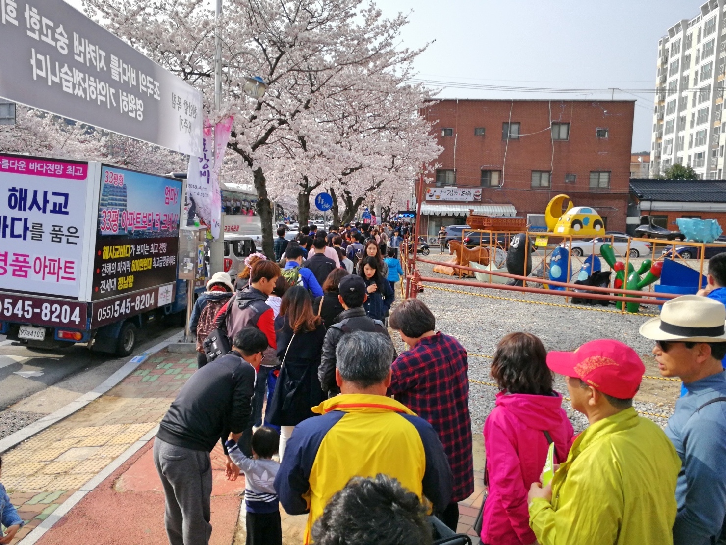 2釜山自由行Jinhae鎮海賞櫻1-40.jpg